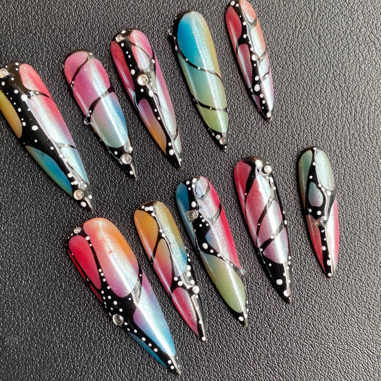 Colorful Streamer Fingertips