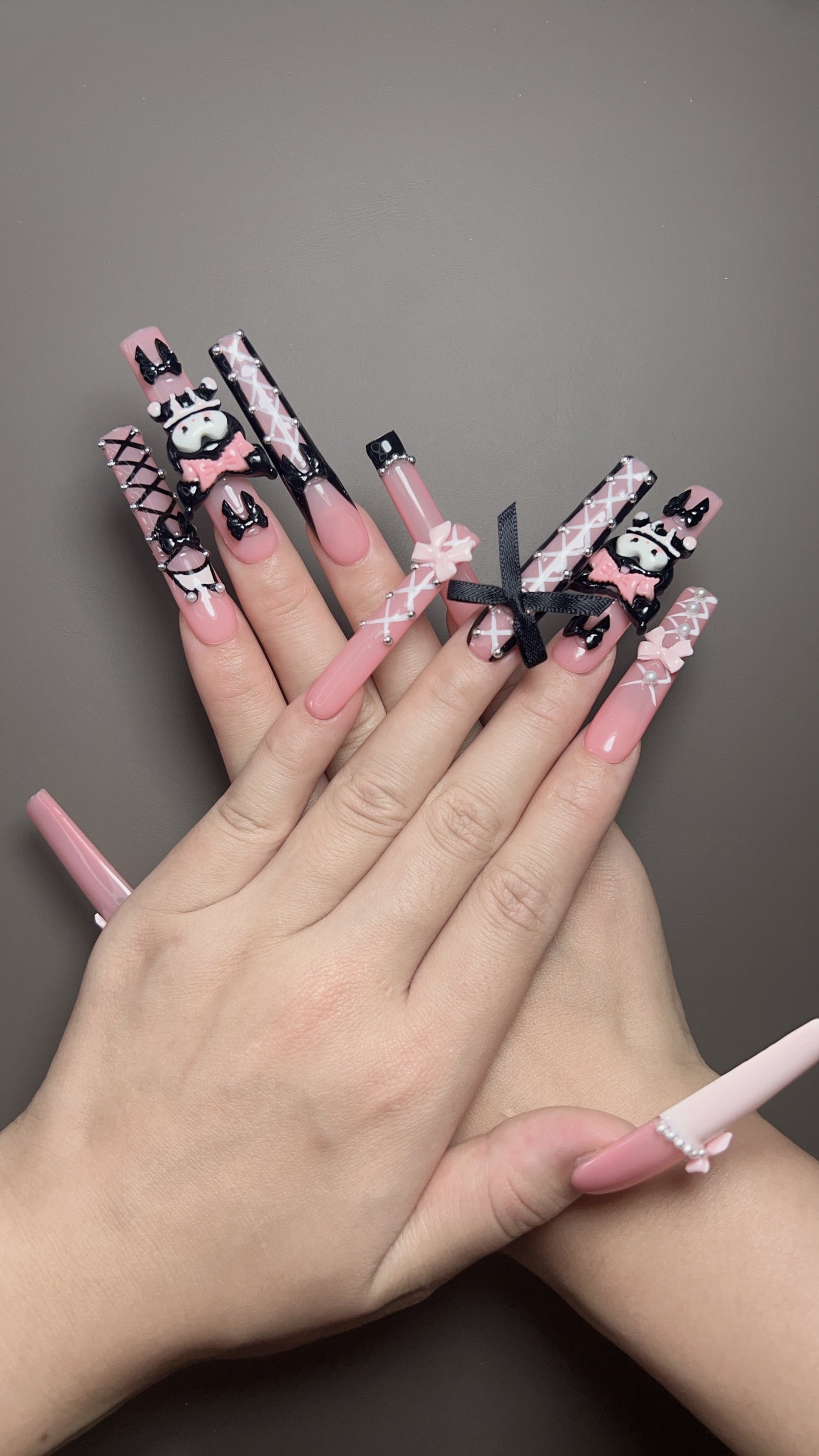 Extra long anime push nails