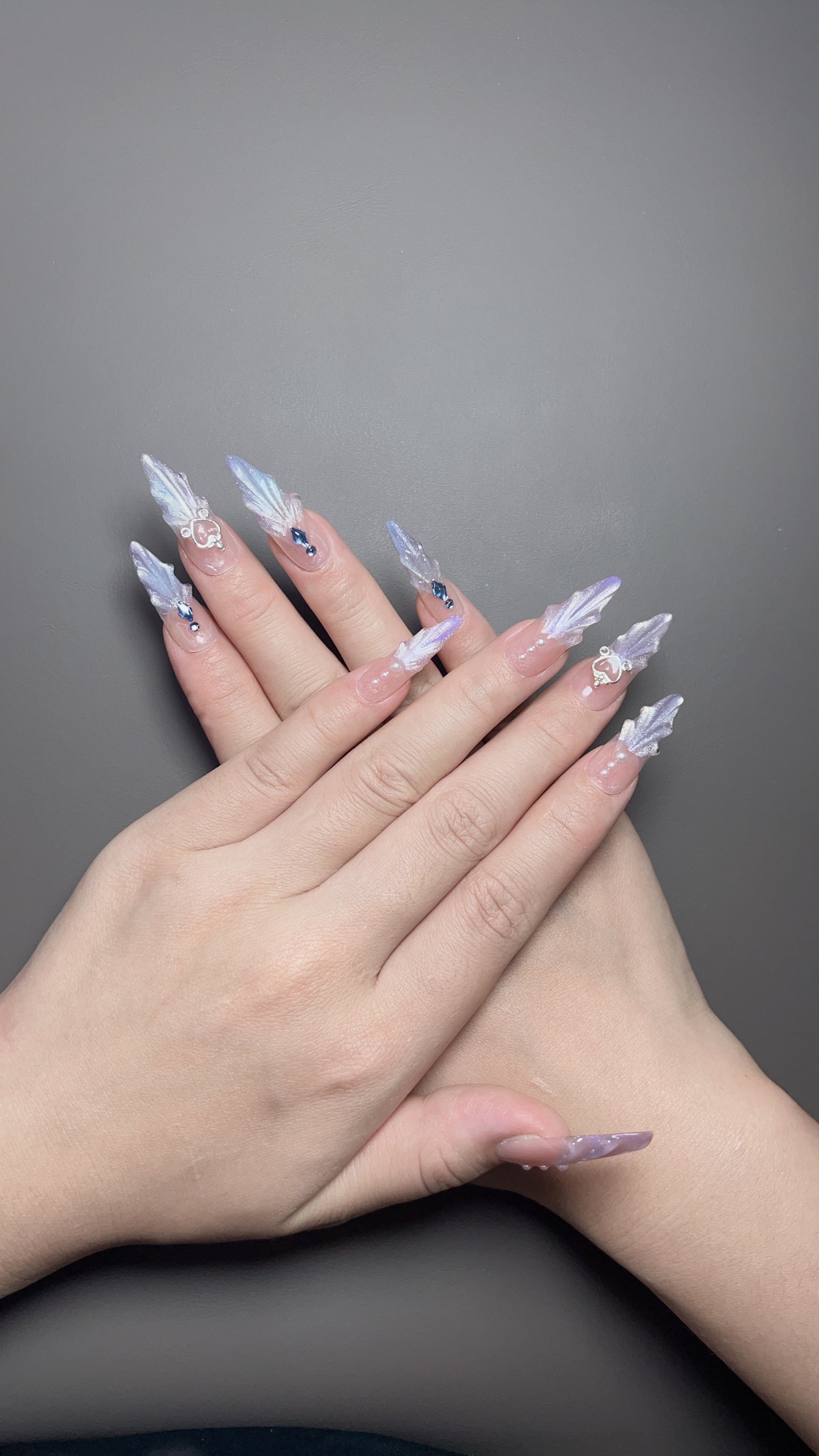 French Shell Nails